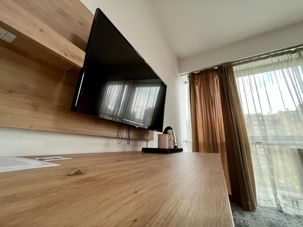 Hotel Brkic Sarajevo Airport - Free Parking Bagian luar foto