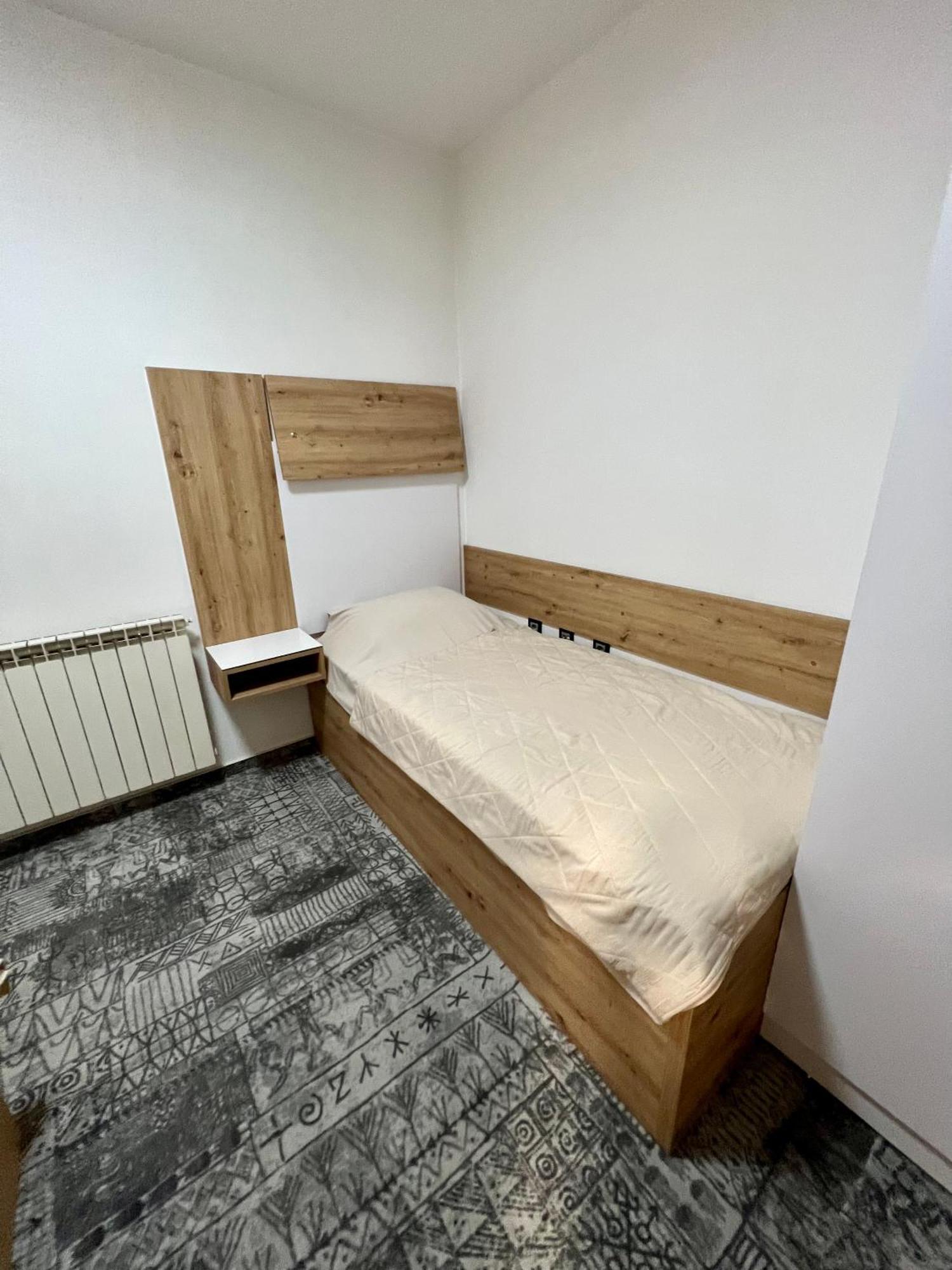Hotel Brkic Sarajevo Airport - Free Parking Bagian luar foto